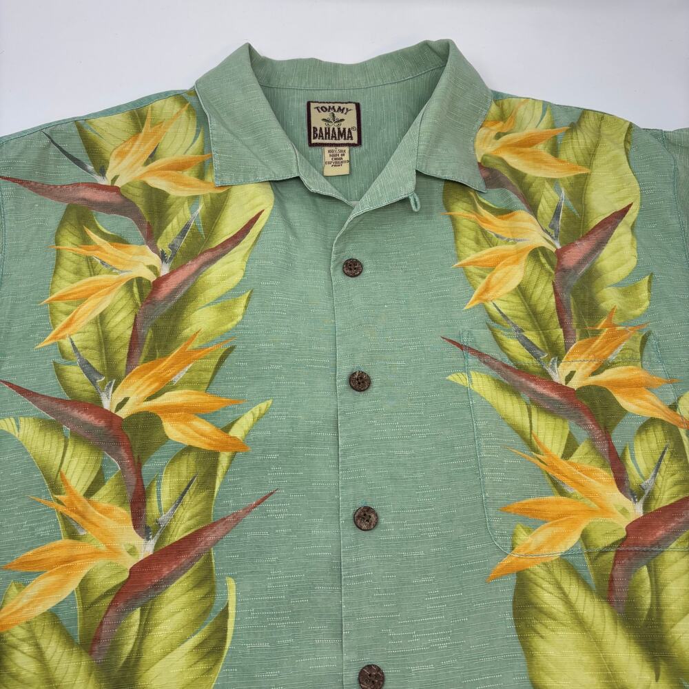 Tommy‎ Bahama Large Green Floral Pattern Hawaiian 100% Silk S/S Shirt